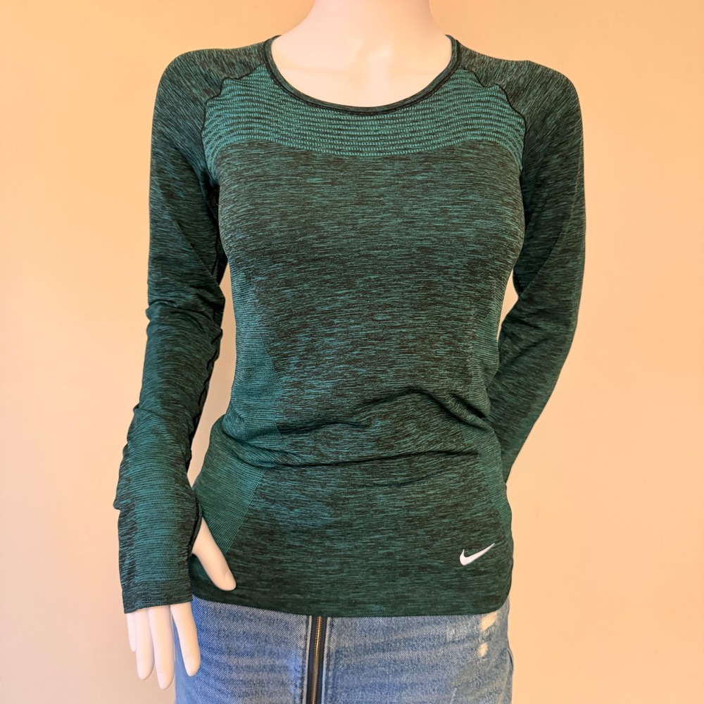 Nike Dri-FIT Women's  Long Sleeve Training Top Green ‎ Running Size XS